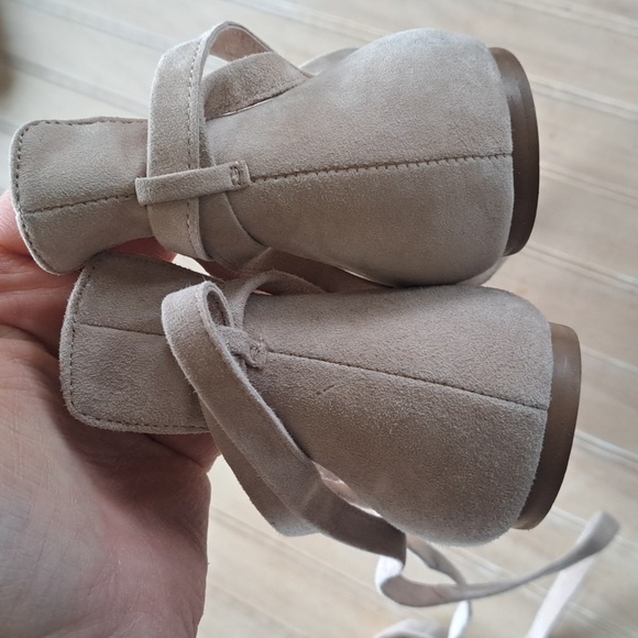 Ivanka Trump Elise Suede Leather Ankle Straps D'Orsay Cream Ballet Flats - Picture 4 of 13